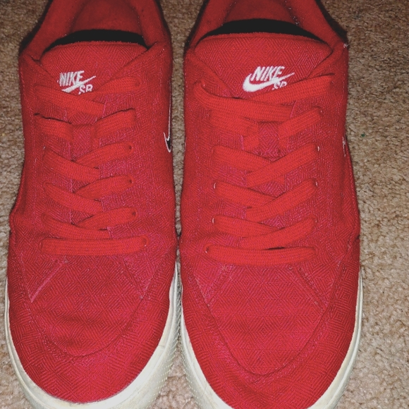 Nike SB GTS supreme red - Picture 1 of 4